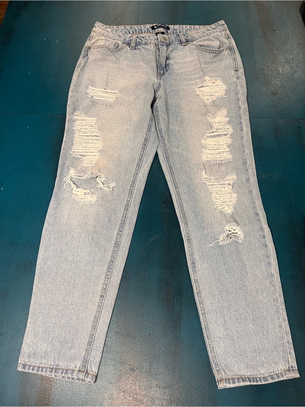 Blue Spice Light Wash Ripped Boyfriend Jeans